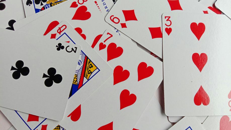 Cómo Jugar a las Tragamonedas en el Casino Plinko: Guía Completa